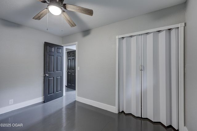 2102 E Yuma Street, Joplin, MO 64801