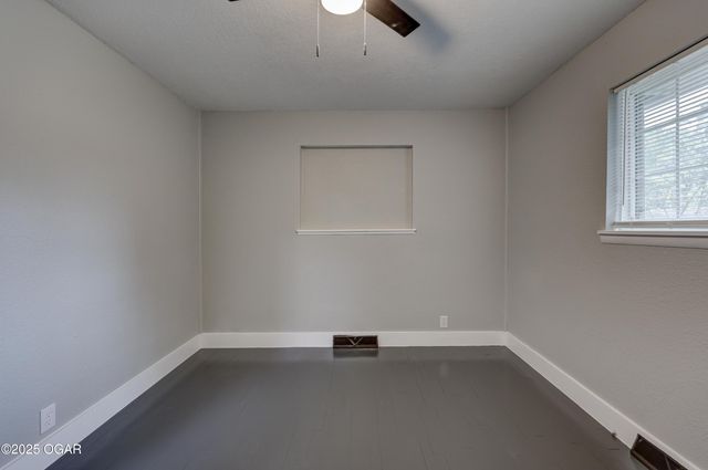 2102 E Yuma Street, Joplin, MO 64801