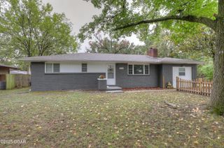 2102 E Yuma Street, Joplin, MO 64801