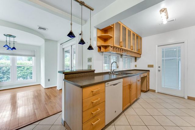 815 Delaware AVE, Virginia Beach, VA 23451