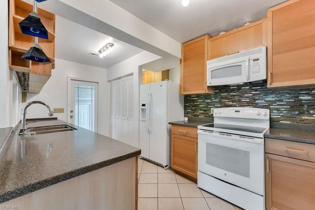 815 Delaware AVE, Virginia Beach, VA 23451