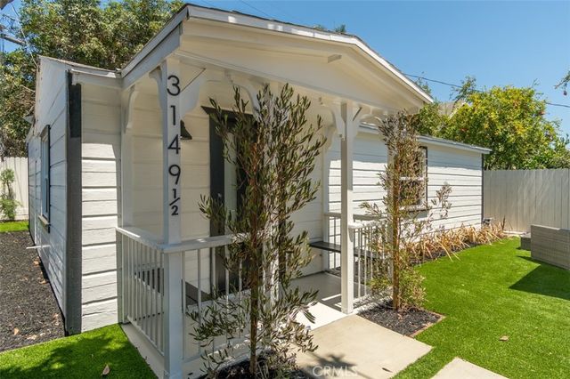 3149 Garden Avenue, Los Angeles, CA 90039