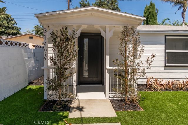 3149 Garden Avenue, Los Angeles, CA 90039