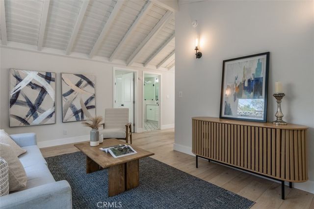 3149 Garden Avenue, Los Angeles, CA 90039