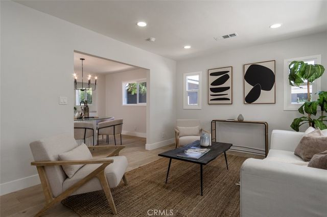 3149 Garden Avenue, Los Angeles, CA 90039