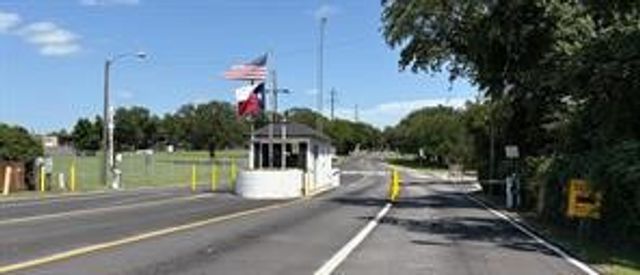 7012 Westover Drive, Granbury, TX 76049