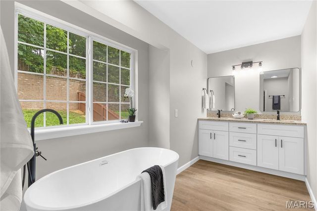 11269 Oak Hill Manor Drive, Bridgeton, MO 63044
