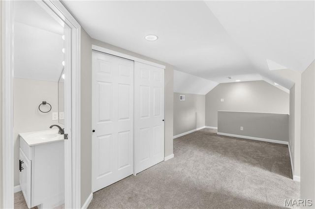 11269 Oak Hill Manor Drive, Bridgeton, MO 63044