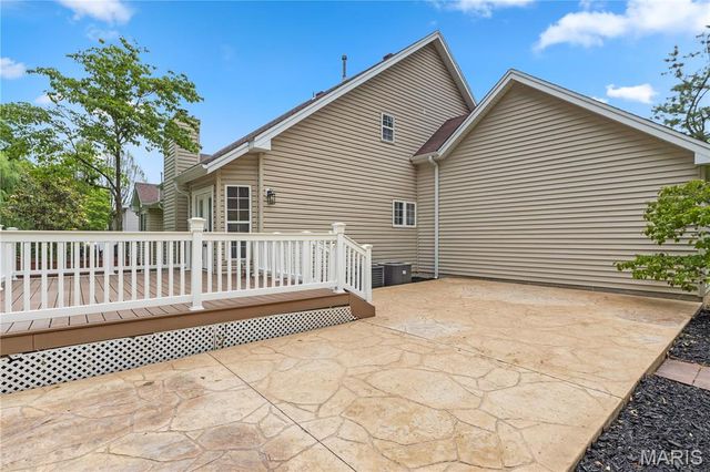 11269 Oak Hill Manor Drive, Bridgeton, MO 63044