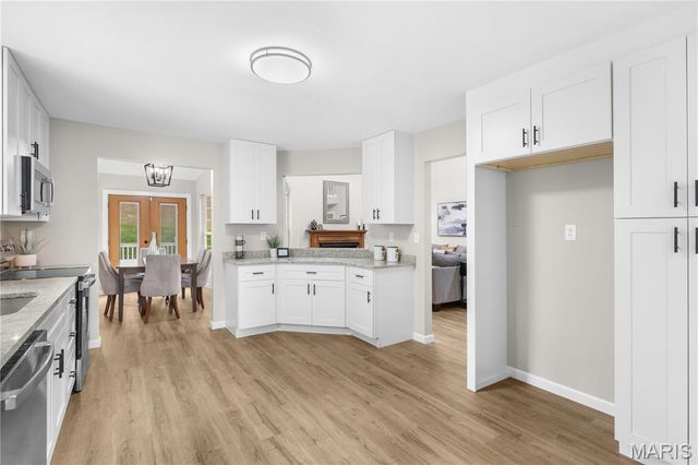 11269 Oak Hill Manor Drive, Bridgeton, MO 63044