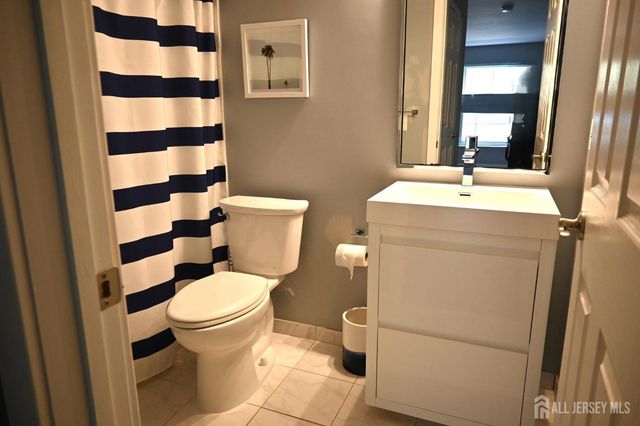 13 Jay Court, Plainsboro, NJ 08536
