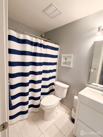 13 Jay Court, Plainsboro, NJ 08536