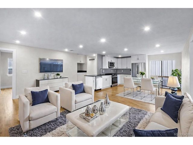 4382 Chase St, Denver, CO 80212