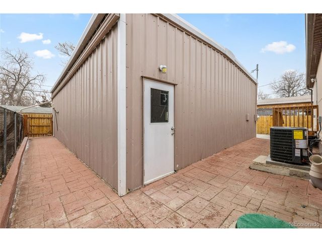 4382 Chase St, Denver, CO 80212