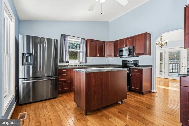 1574 COURTHOUSE RD, Stafford, VA 22554