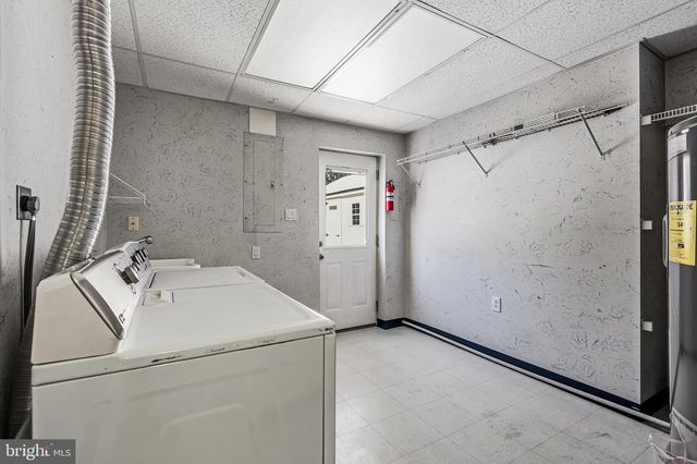 1574 COURTHOUSE RD, Stafford, VA 22554