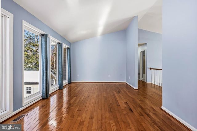 1574 COURTHOUSE RD, Stafford, VA 22554