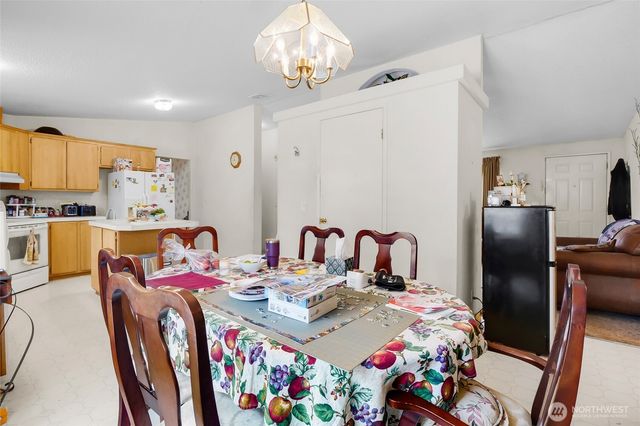 9041 Road 4.8 NE, Moses Lake, WA 98837