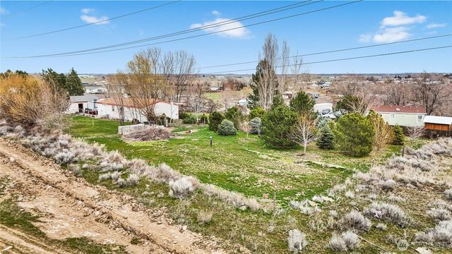 9041 Road 4.8 NE, Moses Lake, WA 98837