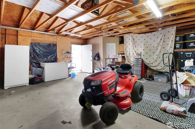 9041 Road 4.8 NE, Moses Lake, WA 98837