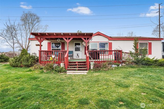 9041 Road 4.8 NE, Moses Lake, WA 98837