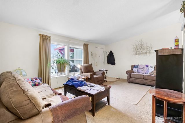 9041 Road 4.8 NE, Moses Lake, WA 98837