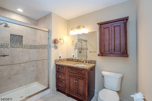 3509 Holman Ct, Bridgewater Twp., NJ 08807