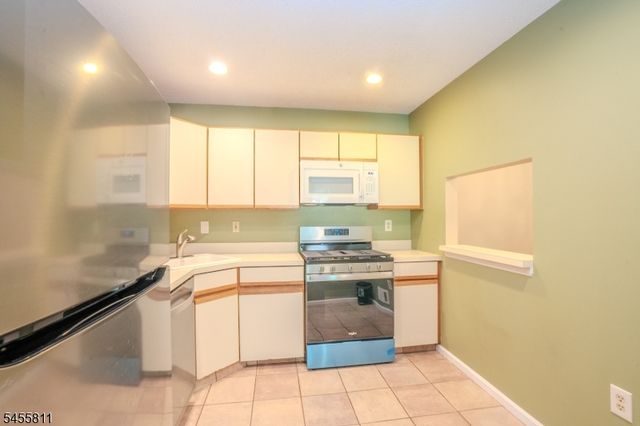 3509 Holman Ct, Bridgewater Twp., NJ 08807