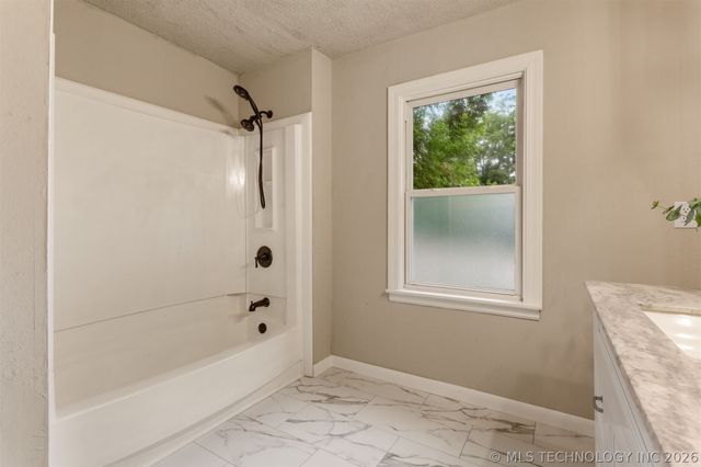 726 N Florence Avenue, Claremore, OK 74017