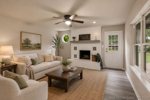 726 N Florence Avenue, Claremore, OK 74017