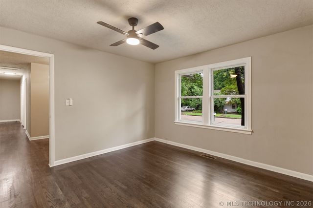 726 N Florence Avenue, Claremore, OK 74017