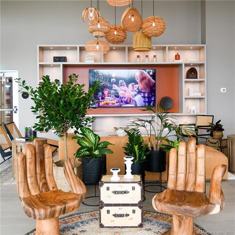 2 Harbor Point Road South 502, Stamford, CT 06902