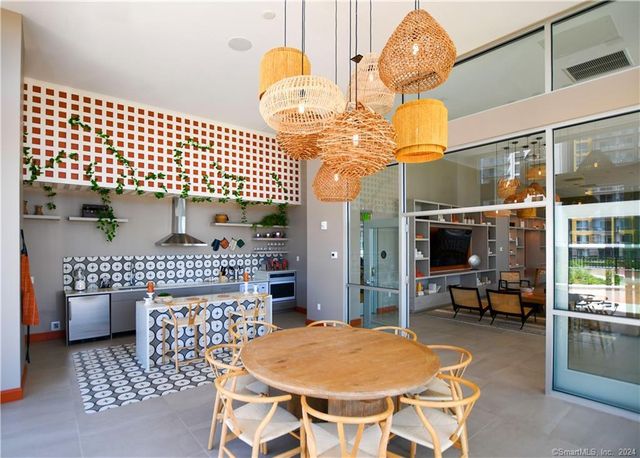 2 Harbor Point Road South 502, Stamford, CT 06902