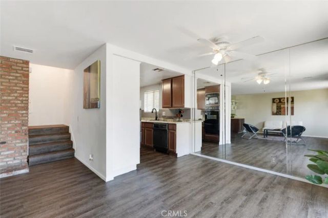 10215 Variel Avenue 14, Chatsworth, CA 91311