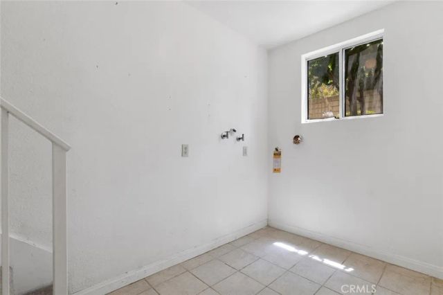 10215 Variel Avenue 14, Chatsworth, CA 91311