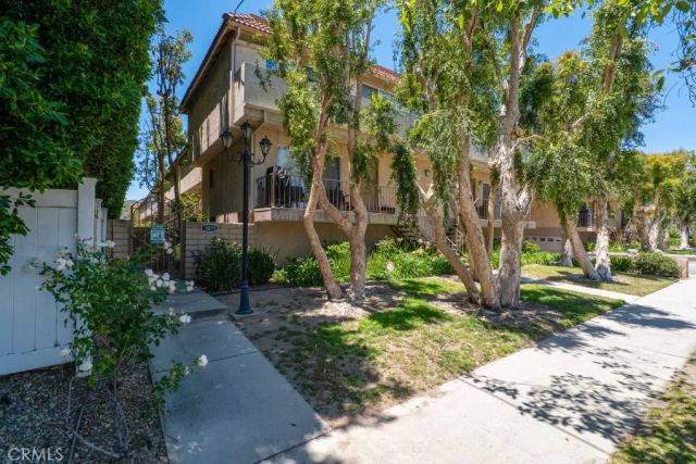 10215 Variel Avenue 14, Chatsworth, CA 91311