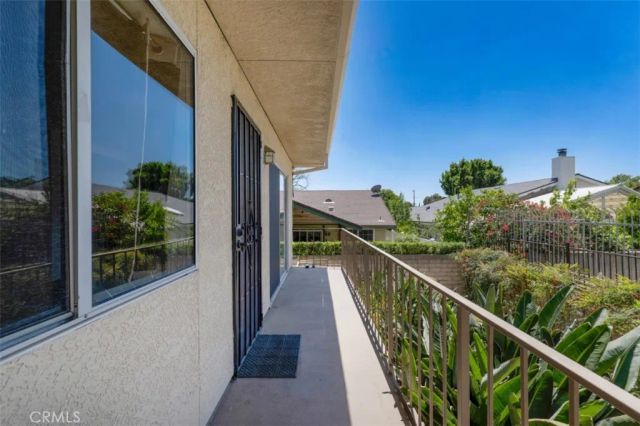 10215 Variel Avenue 14, Chatsworth, CA 91311