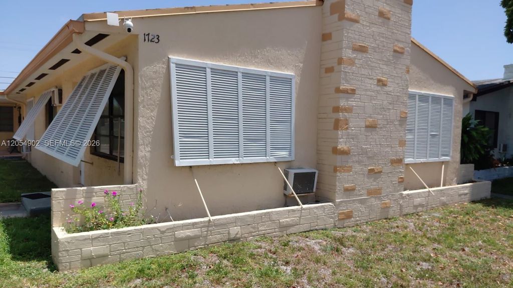 1723 Thomas Street 13, Hollywood, FL 33020