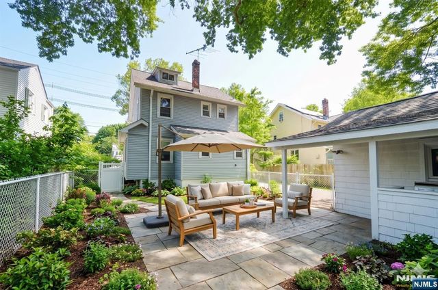 144 Degraw Avenue, Teaneck, NJ 07666
