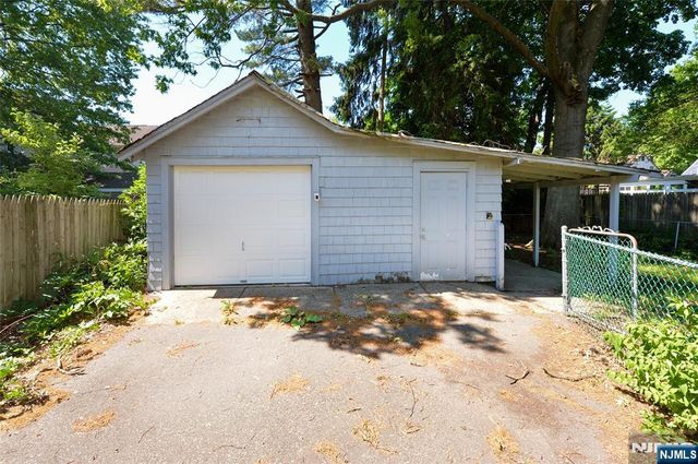 144 Degraw Avenue, Teaneck, NJ 07666