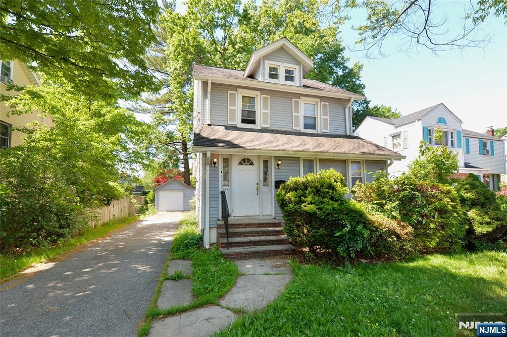 144 Degraw Avenue, Teaneck, NJ 07666