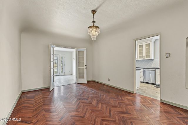 1126 W WILLETTA Street, Phoenix, AZ 85007