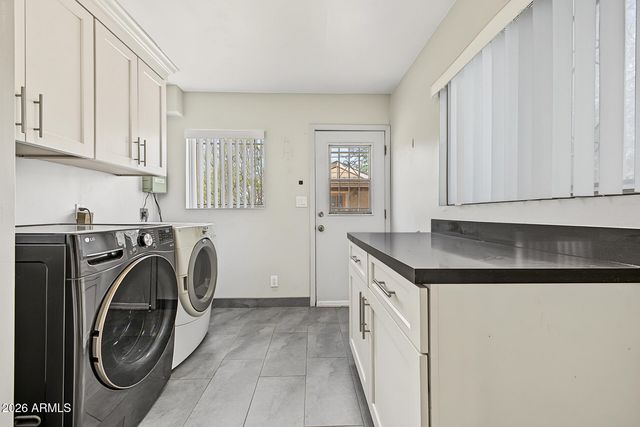 1126 W WILLETTA Street, Phoenix, AZ 85007