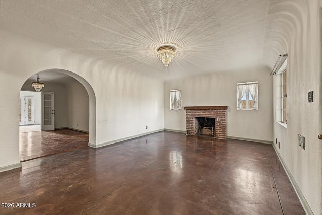 1126 W WILLETTA Street, Phoenix, AZ 85007
