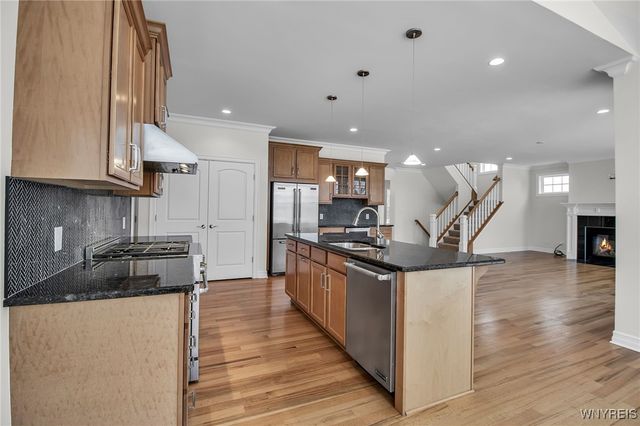 3320 East River Road, Grand Island, NY 14072