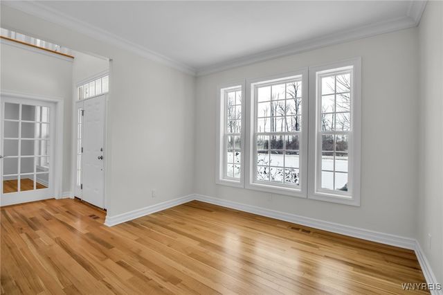 3320 East River Road, Grand Island, NY 14072