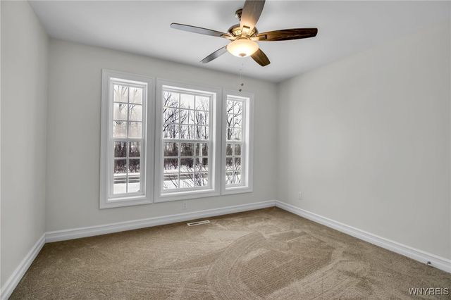 3320 East River Road, Grand Island, NY 14072