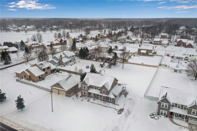 3320 East River Road, Grand Island, NY 14072