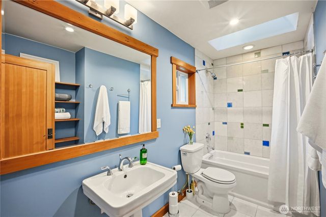 19202 12th Avenue NE, Shoreline, WA 98155