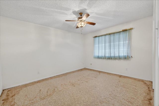 500 Friant Court, Bakersfield, CA 93309